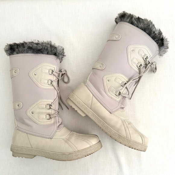 JustFab Marley Winter Boots Size 8 Lace Up Light Gray Faux Fur Trim - Picture 1 of 16